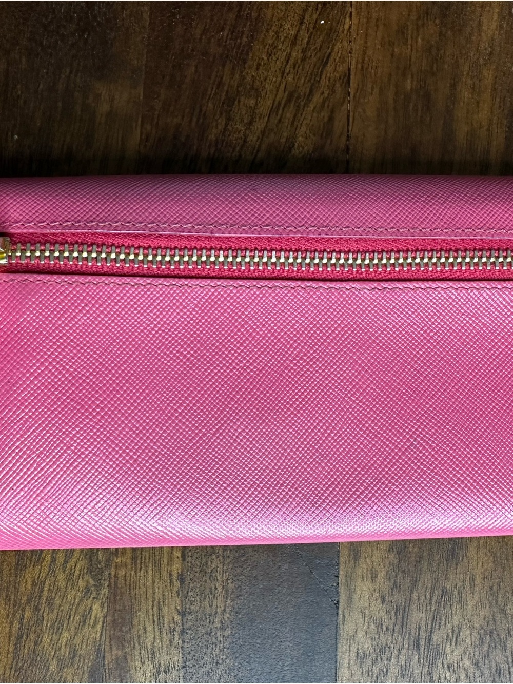 Authentic pre-loved Prada Hot Pink Saffiano Leather Continental Wallet - Picture 2 of 16